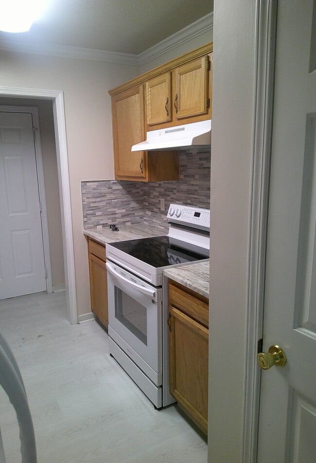 Building Photo - 4314 Blaine Circle Byram, MS 39272