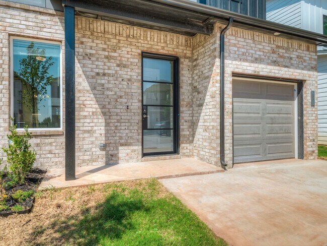Foto del edificio - Beautiful New Construction Home in Edmond/...