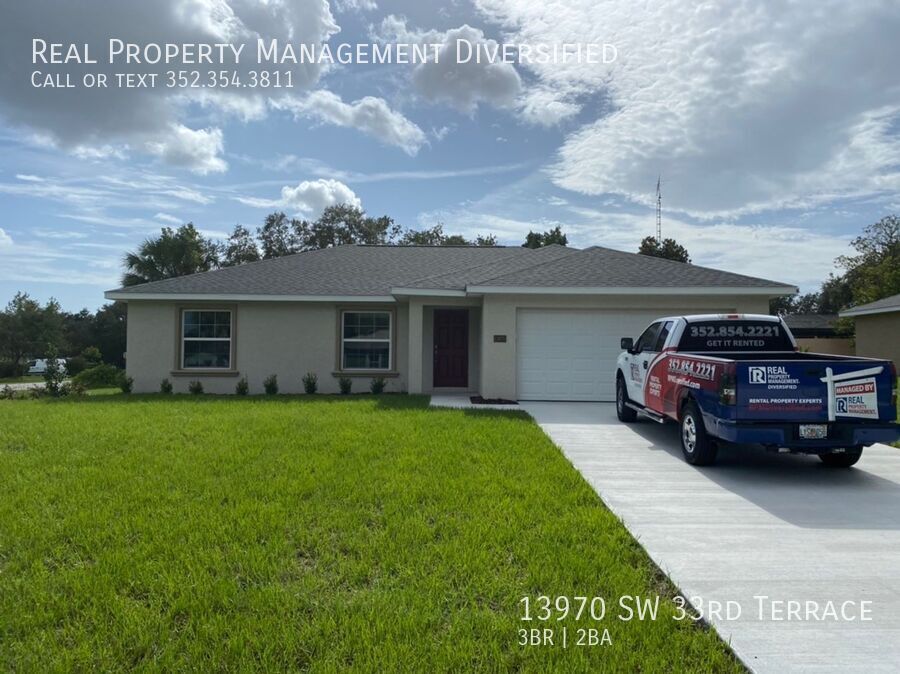 Foto principal - Beautiful Home - Desirable SW Ocala Neighb...