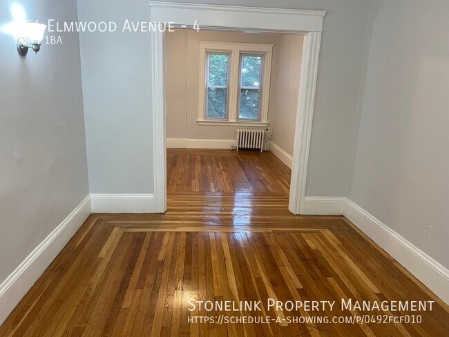 Foto del edificio - 654 Elmwood Avenue