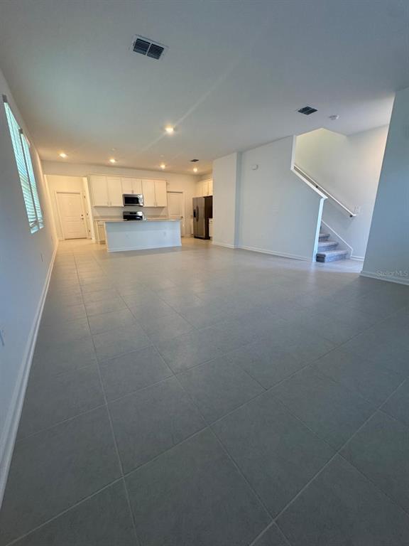 Building Photo - 5673 LIVELINESS Aly