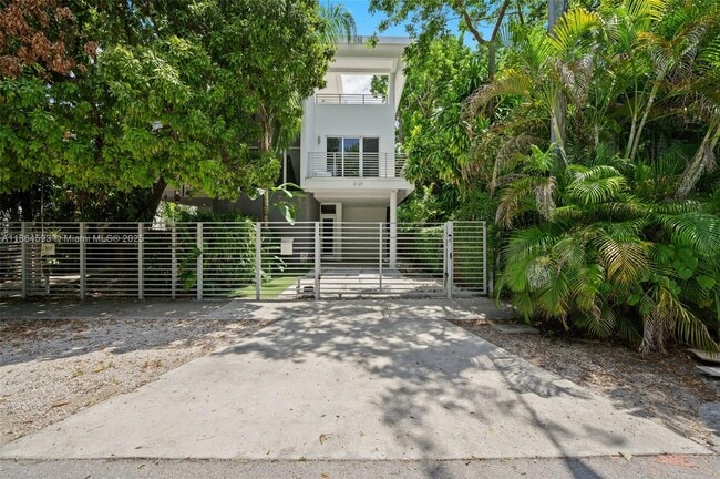 Building Photo - 3129 Matilda St