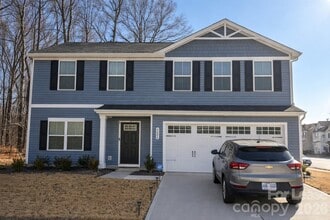 Building Photo - 6006 Silverwing Dr