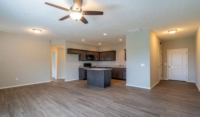 Foto del edificio - 1315 S Normandy Ave