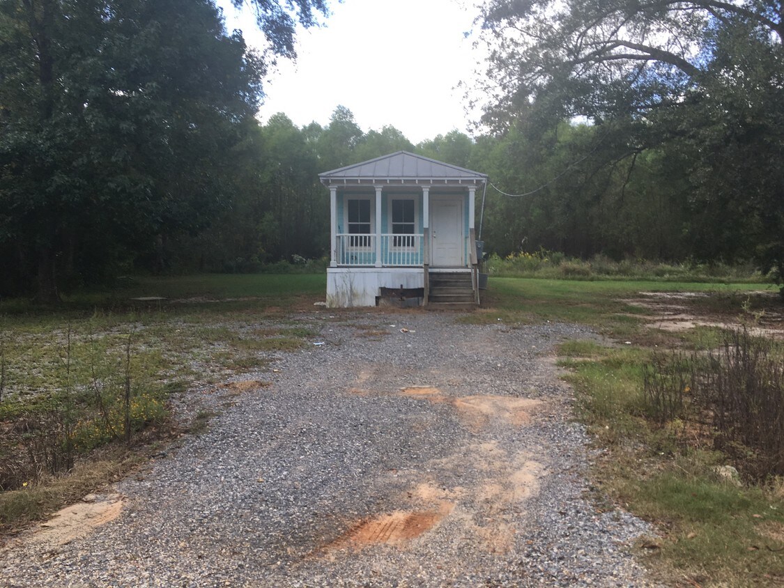 48071 Laura Rogers Rd, Tickfaw, LA 70466 House Rental in Tickfaw, LA