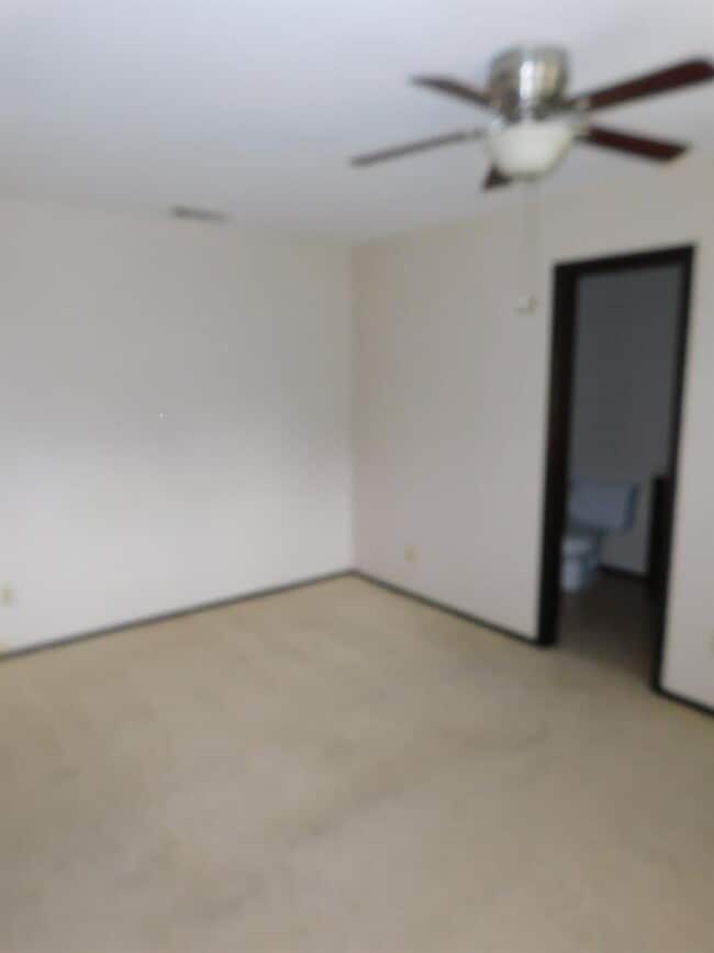 Foto del edificio - 2513 McGregor Dr