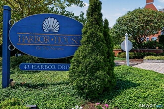 Building Photo - 43 Harbor Dr