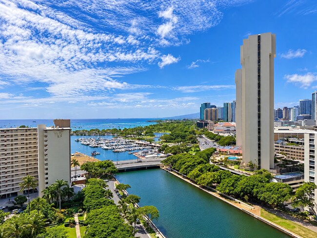 Foto del edificio - 1551 Ala Wai Blvd