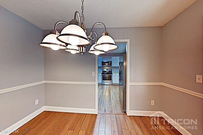 Building Photo - 8080 Sumit Creek Dr NW
