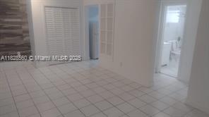 Building Photo - 7835 Crespi Blvd