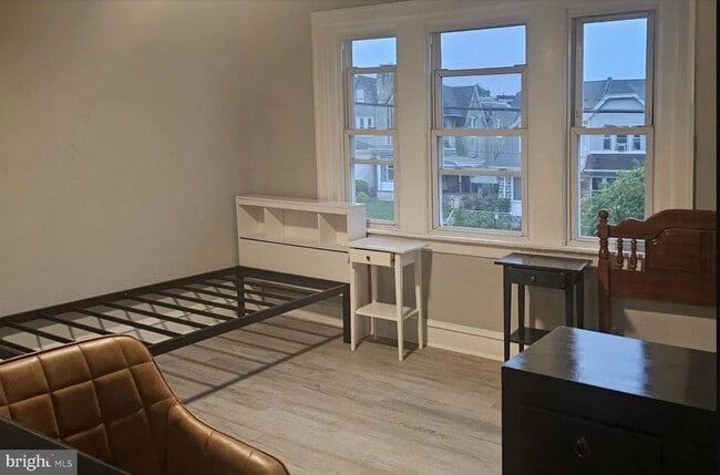 Foto del edificio - 5443 Gainor Rd