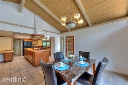 Foto del edificio - 15 Woodlyn Ln