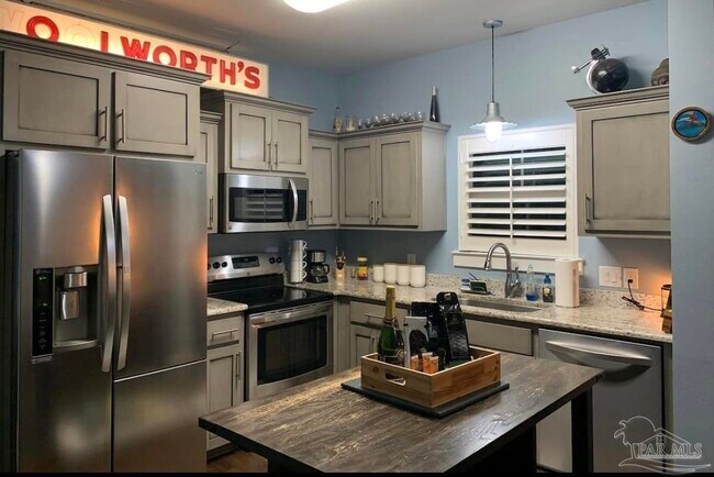 Foto del edificio - 216 W Intendencia St