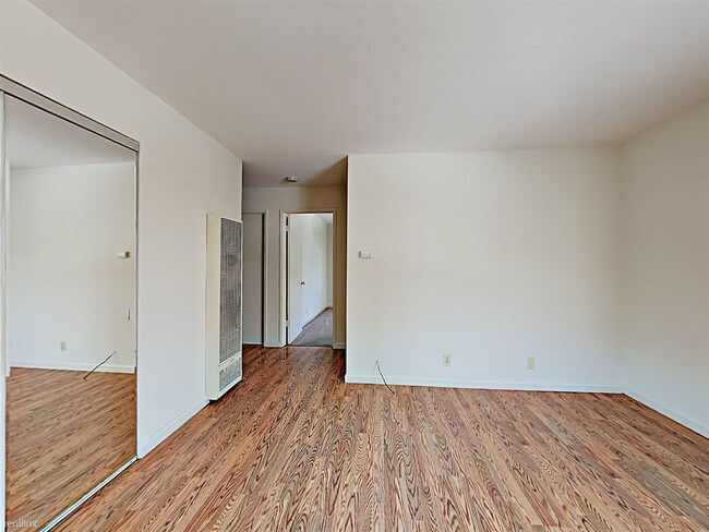 Foto del edificio - 2 br, 1 bath  - 670 S 10th St Apt 6 Apt 6