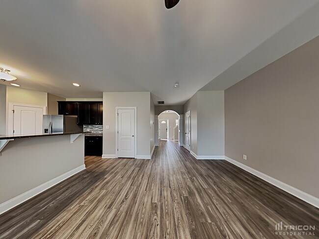 Foto del edificio - 4428 Redfern Pl