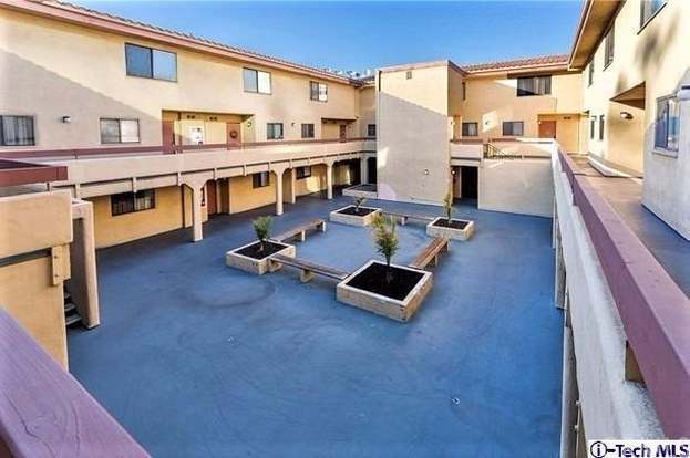 Vista del patio - 350 Burchett St