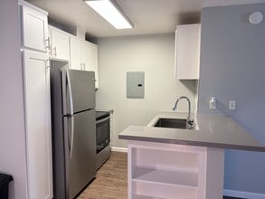 Interior Photo - Surf House Apartments