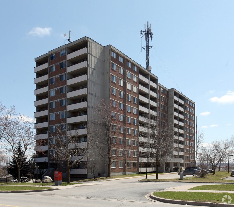 Primary Photo - 40 William Roe Blvd
