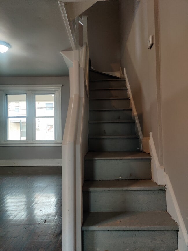 Foto del edificio - 238 N Edgewood St