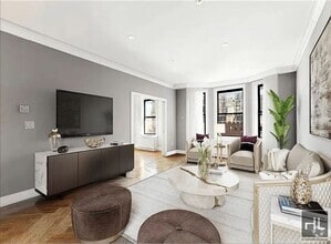 Building Photo - 4 bed 3 bathroom Penthouse / Doorman/ Gym/...