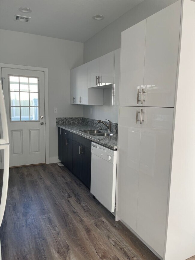 Foto del edificio - 3 Bedroom in Pahrump