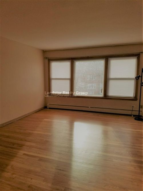 Foto del edificio - 5304 W Addison St