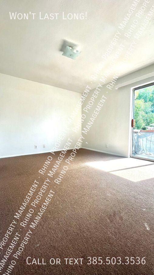 Building Photo - 2 Bd/1.5 Ba Townhome in Salt Lake City
