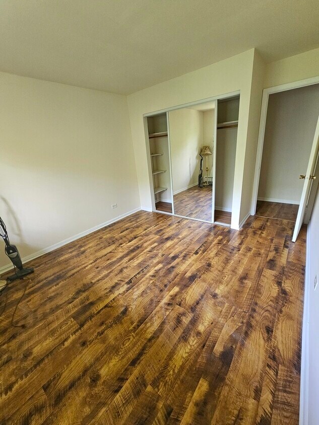 Foto del edificio - 8000 Archer Ave