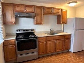 Building Photo - 10 Belchertown Rd