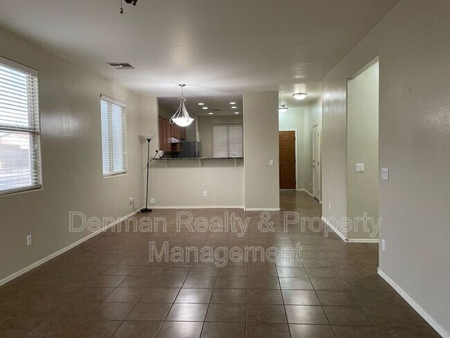 Foto del edificio - 7419 W Glass Ln