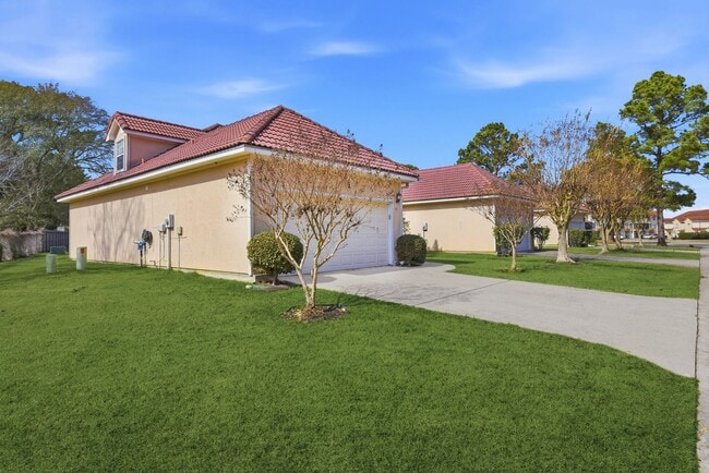 Building Photo - 43 Regency Pt