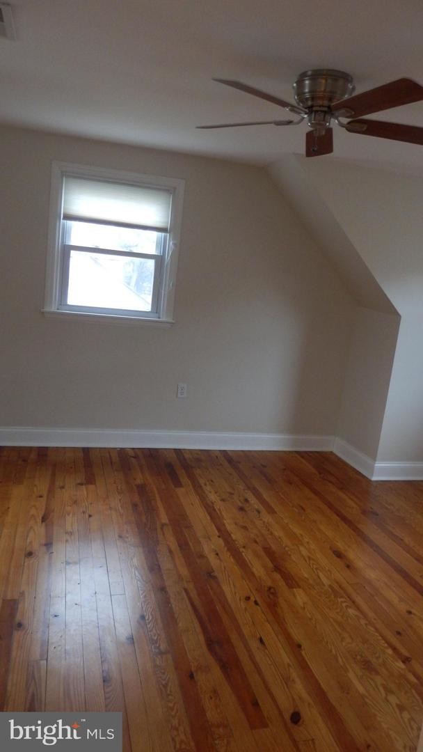 Foto del edificio - 140 Meadow Rd