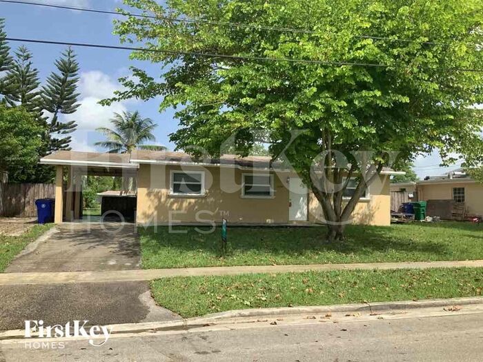 Foto principal - 2174 NW 62nd Ave