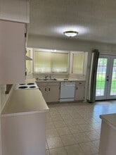 Building Photo - 2412 Asbury St