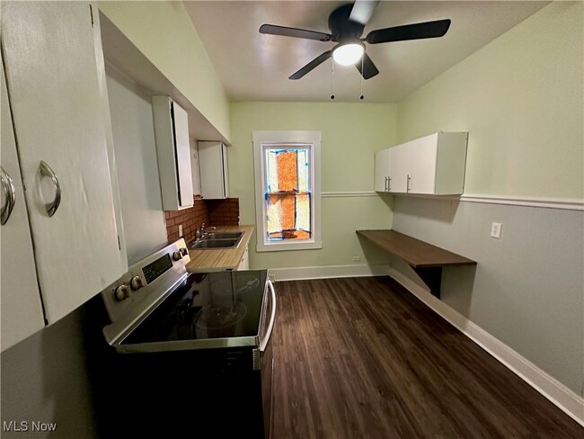 Building Photo - 404 Stanton Ave