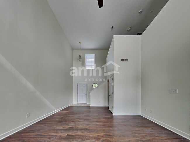Foto del edificio - 14012 Sobeck Ln