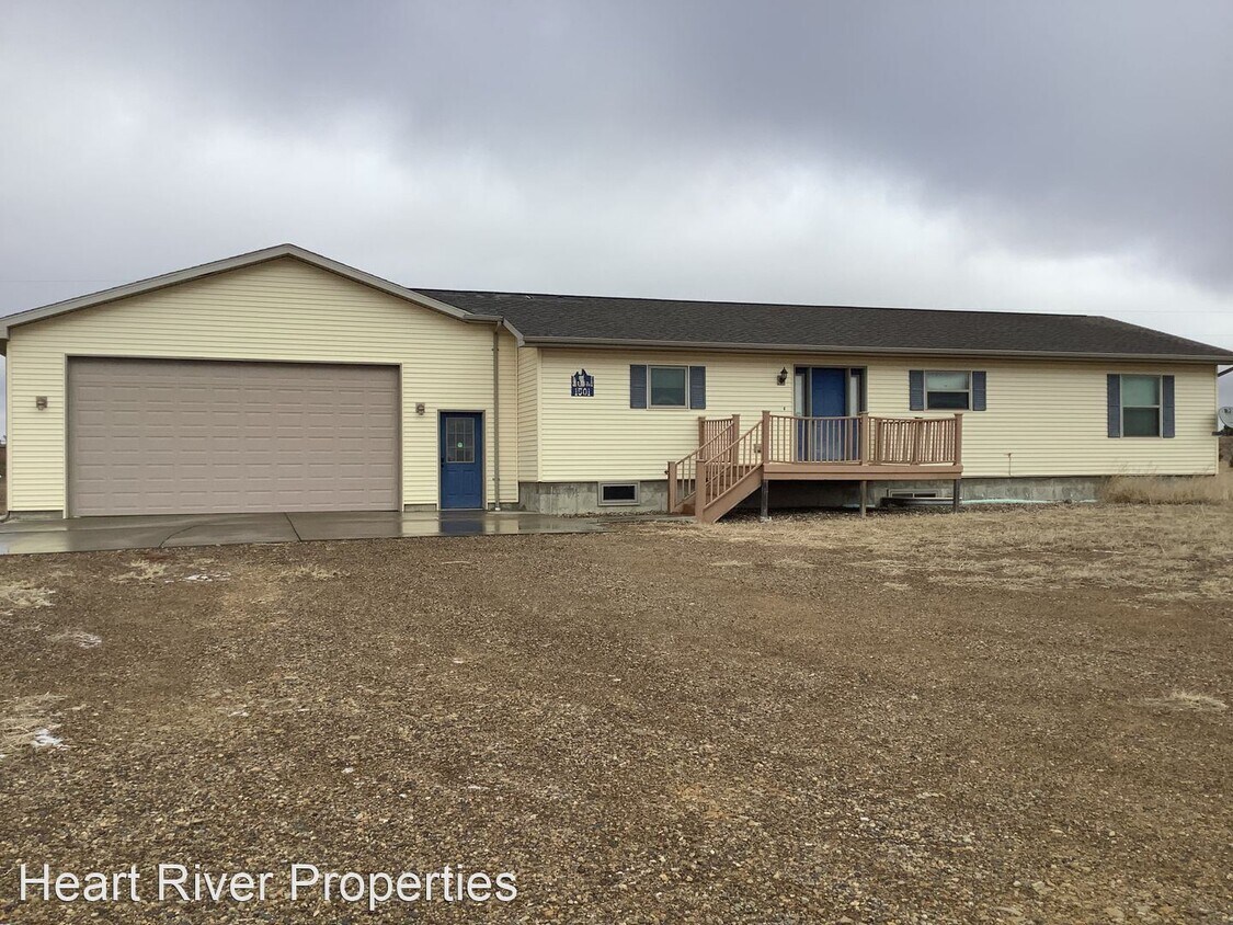 1501 10th Ave SE, Dickinson, ND 58601 House Rental in Dickinson, ND