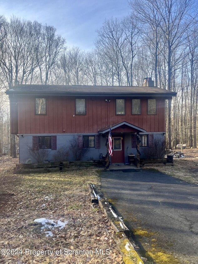 Primary Photo - 65 Livingston Ln