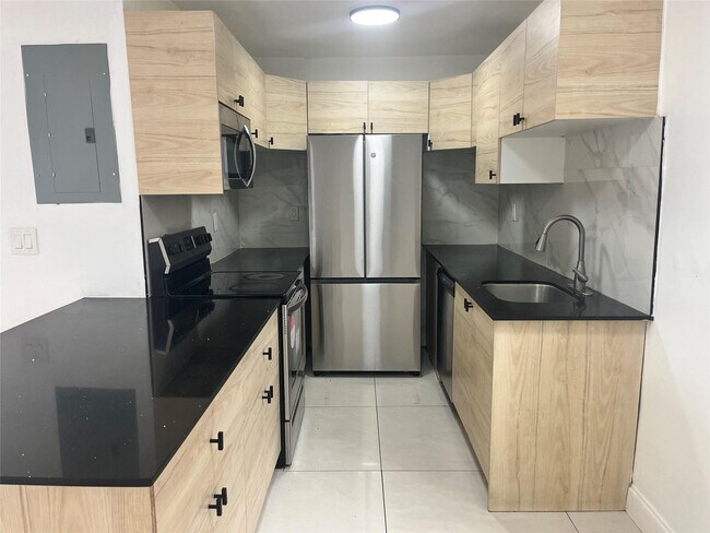 Foto del edificio - 1604 NW 24th Ct