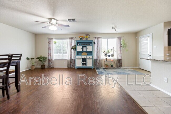 Foto del edificio - 11726 Caraway Hill
