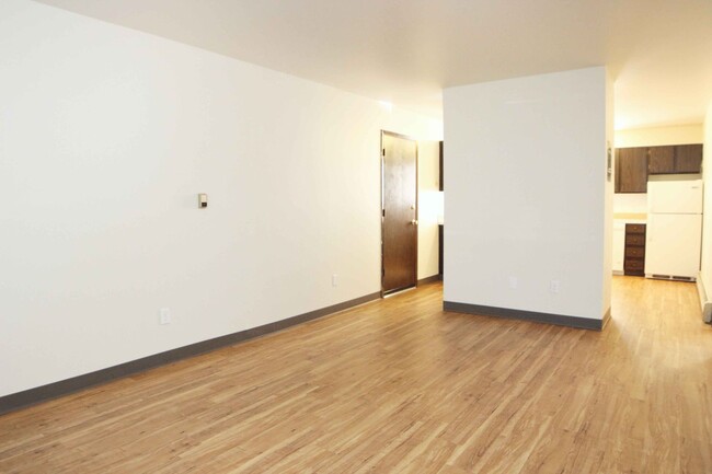 Building Photo - 2901 Sumac St