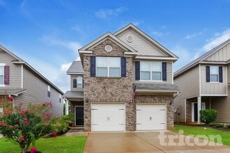 Building Photo - 120 Leland Ln