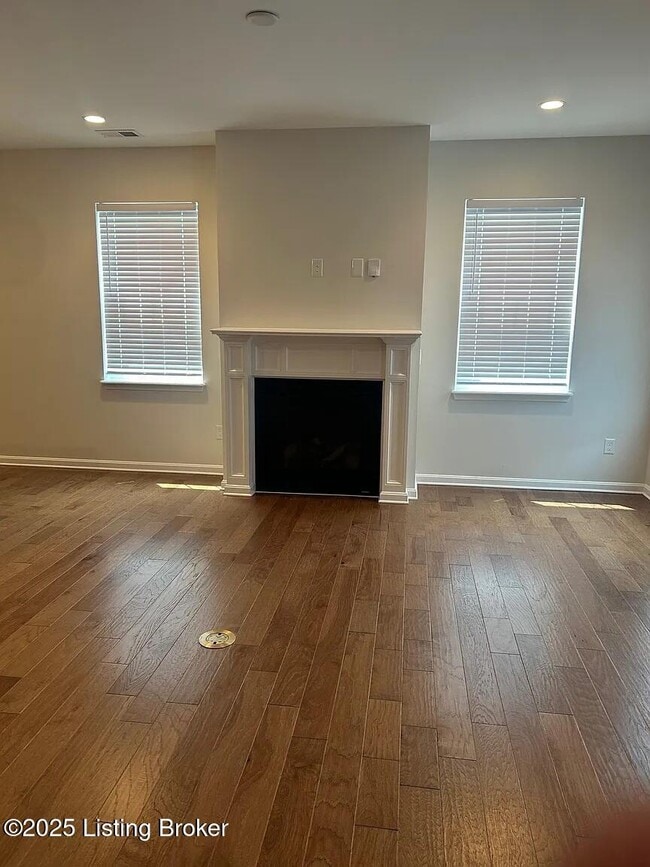 Building Photo - 3022 Taylor Cv Dr