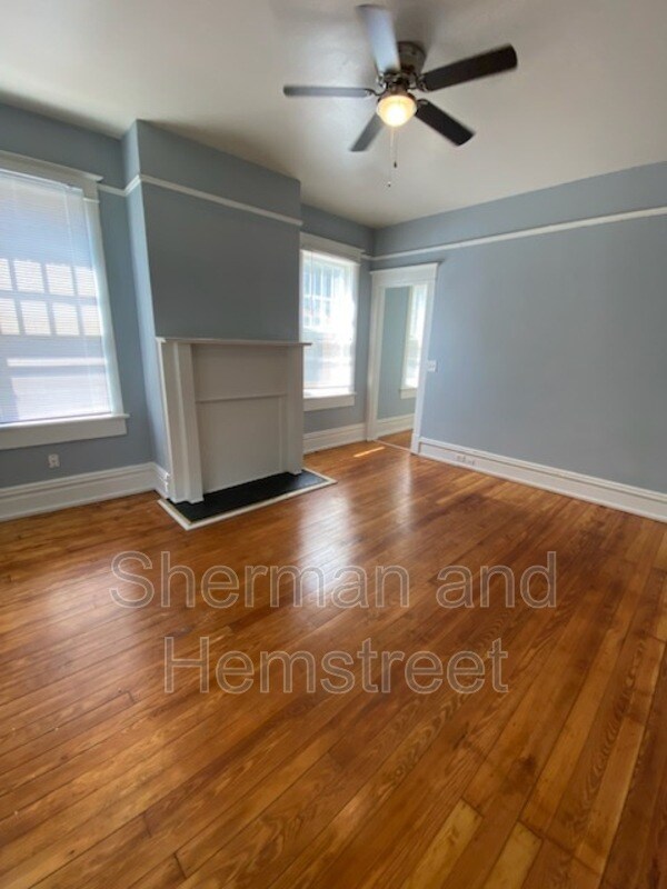 Building Photo - 327 Ellis St