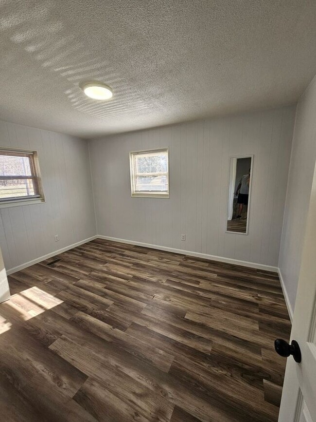 Foto del edificio - 2BD/1BA Unit in Newton!