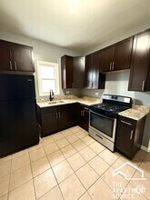 Building Photo - 417 S Karlov Ave