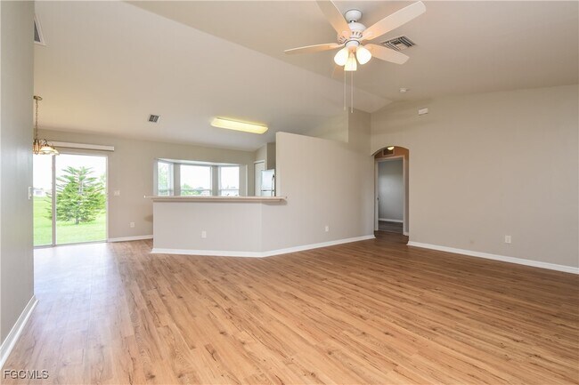 Foto del edificio - 2229 NW Juanita Pl