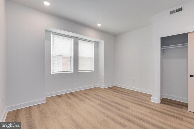 Building Photo - 1634 W Susquehanna Ave