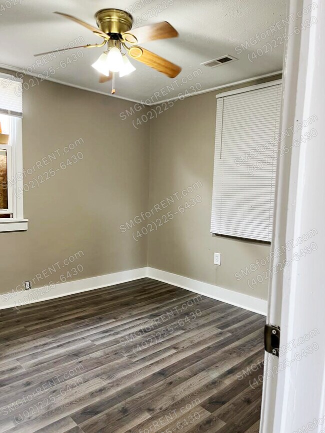 Foto del edificio - 2205 1/2 5th Ave