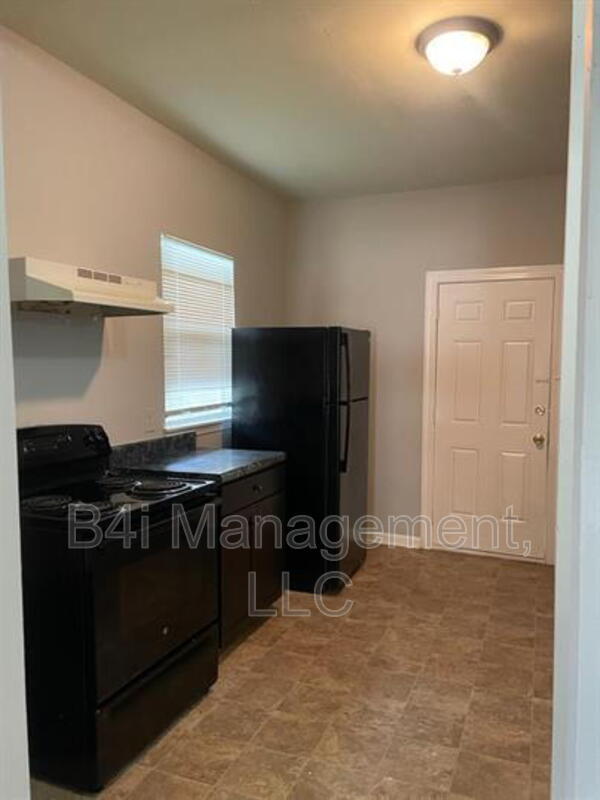 Foto del edificio - 125 E Tinsley St